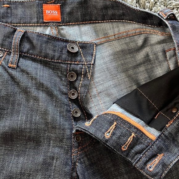 Hugo Boss Relaxed Jeans - Picture 3 of 5
